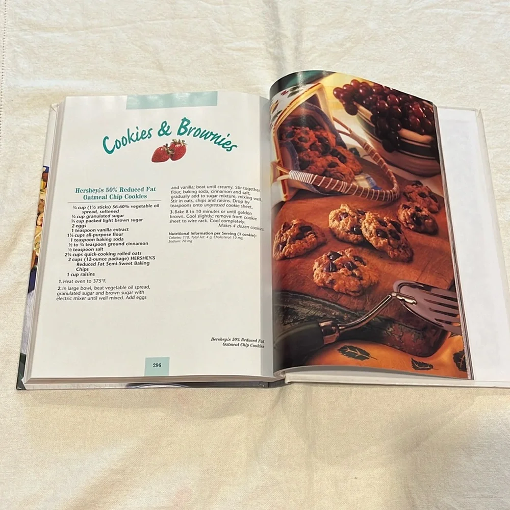 America’s Favorite Brand Name Light Cooking Cookbook